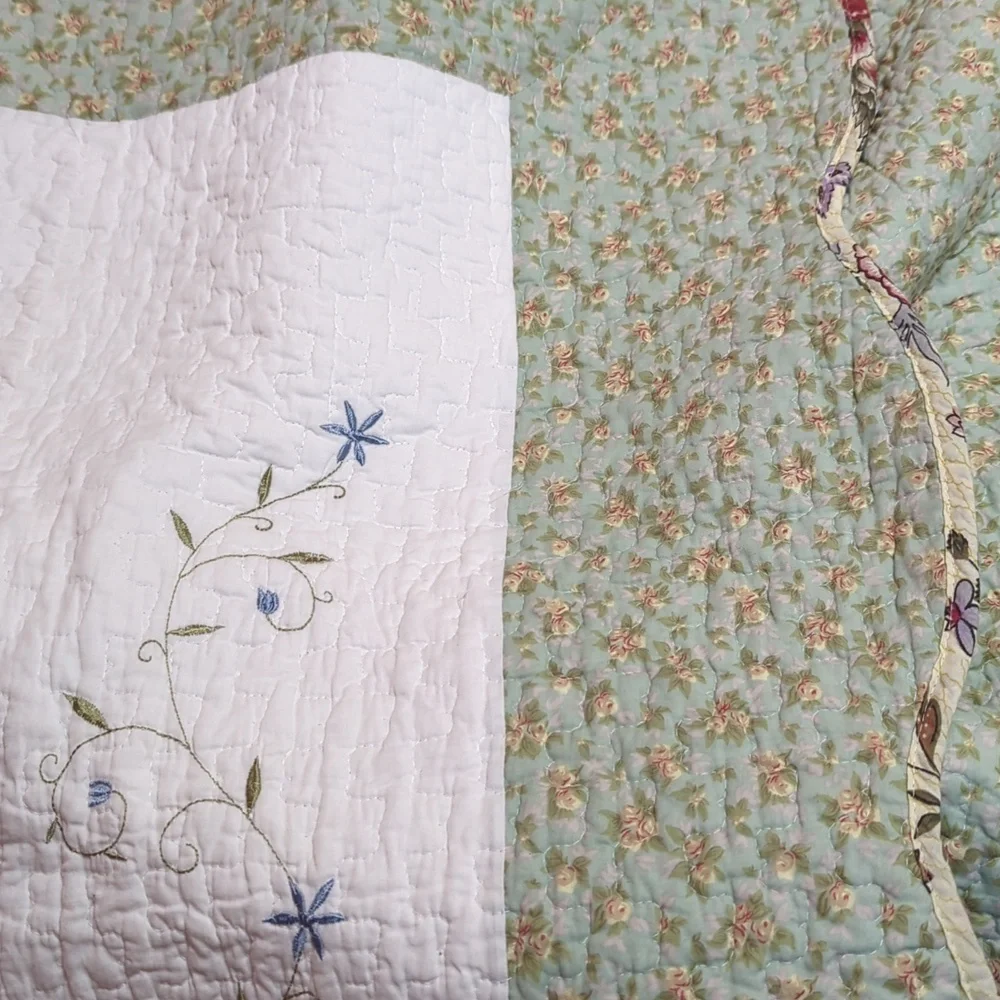 Vintage/HandMade The Old Country Store Floral Patchwork Prairie Cabin Quilt King